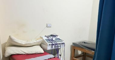 استصدار قرارات بالغلق والإنذار لـ22 منشأة مخالفة فى حملة للعلاج الحر بالإسماعيلية