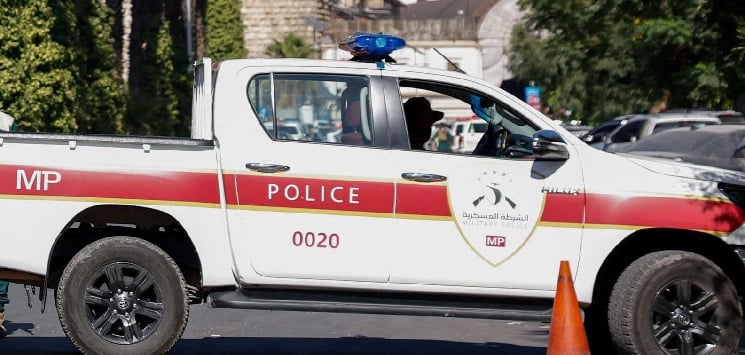 اشتباك بين مسلحين وعناصر من الأمن السوري على أطراف مدينة دمشق