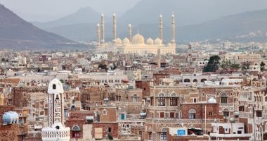 مسؤول يمنى: 15 صيادا يواجهون مصيرا مجهولا بعد فقدان أثرهم فى البحر الأحمر منذ 20 يوما