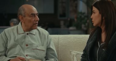 مسلسل اللون الأزرق الحلقة 13.. مواجهة صادمة بين آمنة ووالدها أحمد بدير