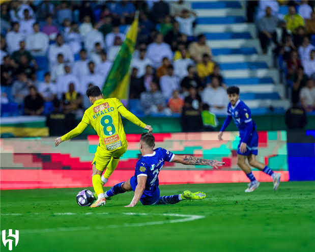 الخليج يرفض مقترحا بشأن مباراة الهلال في دوري روشن‬