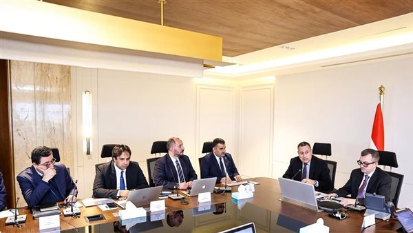 التخطيط والتعليم العالي يناقشان ملامح الخطة الاستثمارية وتعزيز تنافسية الجامعات المصرية دوليًا