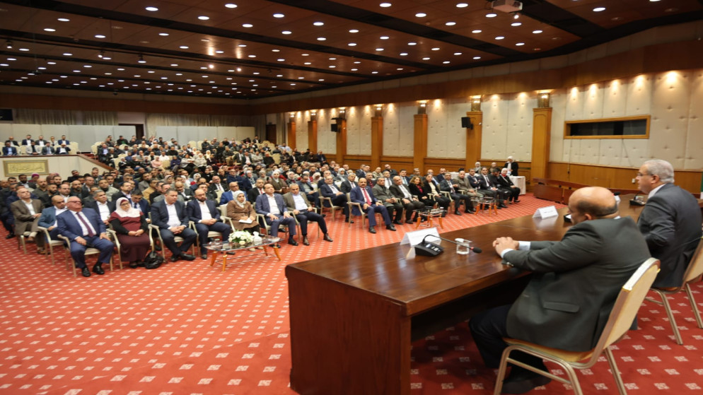 جو 24 : وزير الصحة بحضور 600 مدير مستشفى ومركز صحي: سنواصل تحفيز المتميزين #عاجل