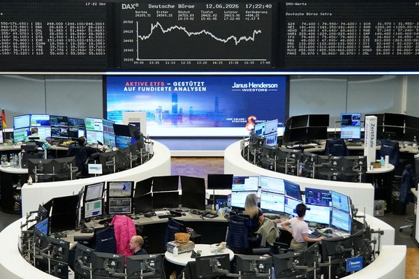 مؤشرات الأسهم الأمريكية تستهل تعاملاتها على ارتفاع
