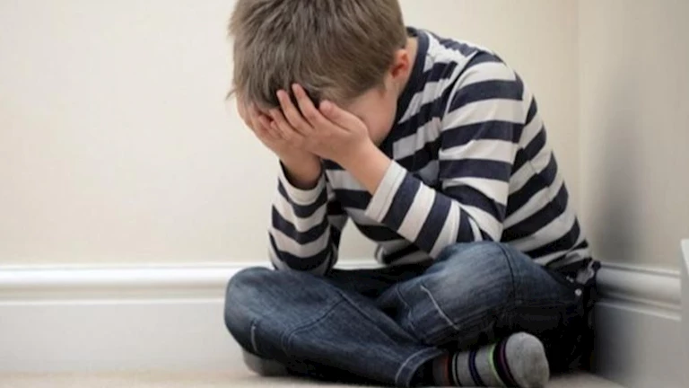 دراسة: ارتفاع الحرارة ليلا أثناء الحمل قد يزيد خطر التوحد عند الأطفال