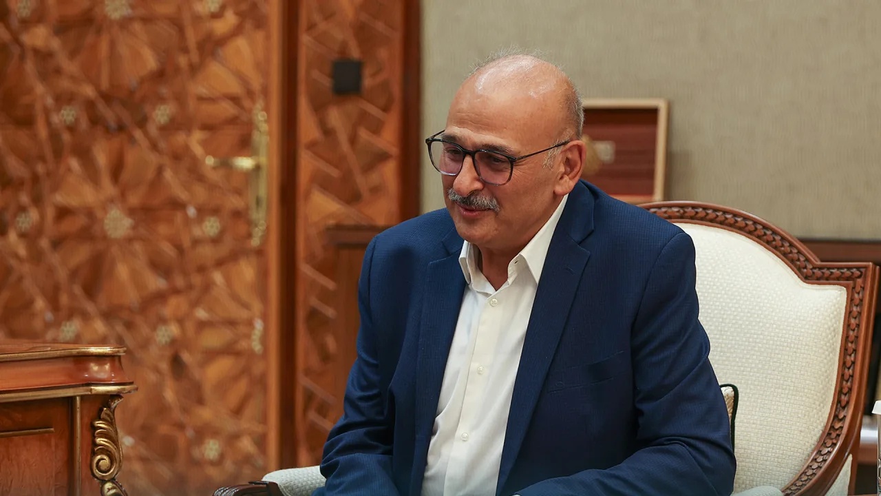 سي إن إن : بعد لقاء الشرع.. جمال سليمان يؤكد مجدداً على ثوابته كمواطن سوري