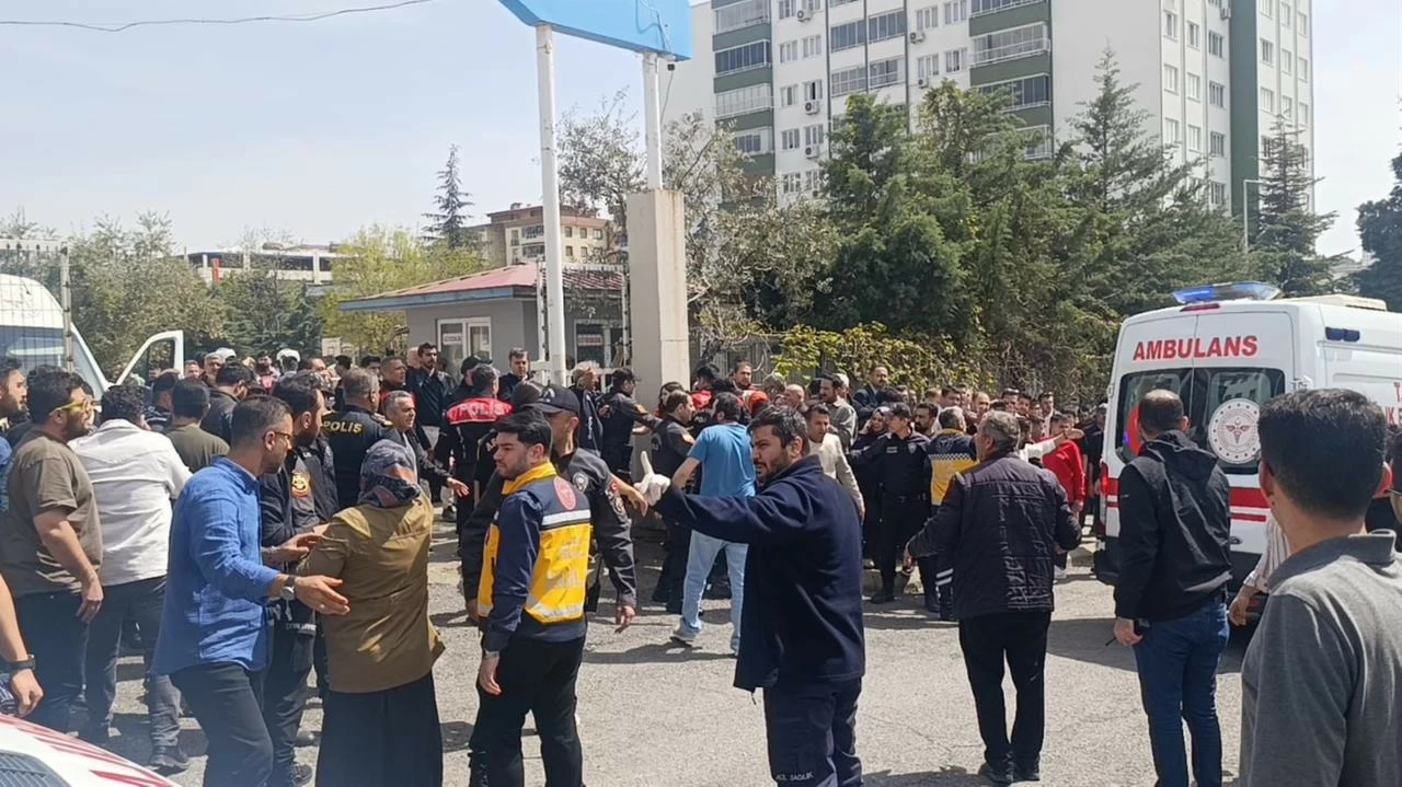 فيديو: 4 قتلى وعشرات الجرحى في إطلاق نار داخل مدرسة تركية