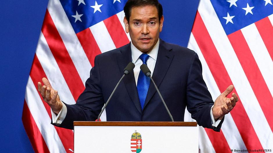 أخبار اليوم:أمريكا تسحب موظفين غير أساسيين من سفارتها ببيروت