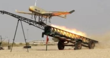 انفجارات في محيط مطار أربيل وسقوط مسيرتين بحقل مجنون واشتعال النار بناقلات نفط عراقية