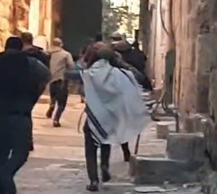 جو 24 : يقظة حراس المسجد الأقصى تحول دون تمكّن مستوطنين من إدخال "قربان حيواني"