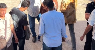 توافد طلاب الثانوية العامة بقنا لأداء امتحانى الفيزياء والتاريخ