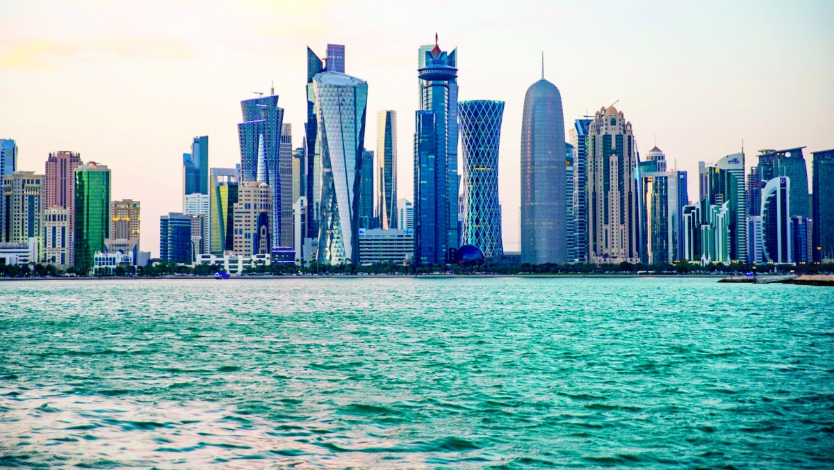 ‫ قطر للسياحة: إيقاف تمديد الإقامة الفندقية المجانية للزوار المتأثرين بتعطل السفر