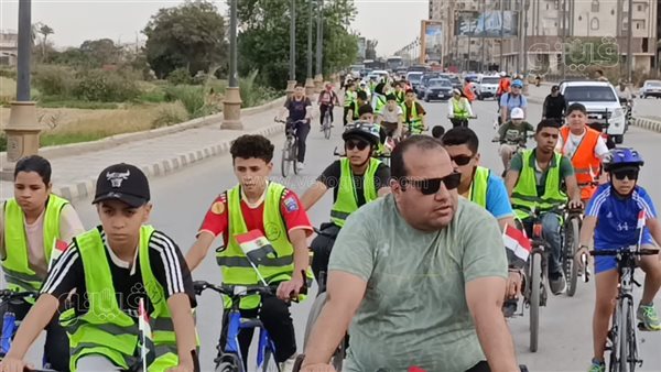 ماراثون دراجات بأعلام مصر احتفالًا بذكرى تحرير سيناء ببني سويف
