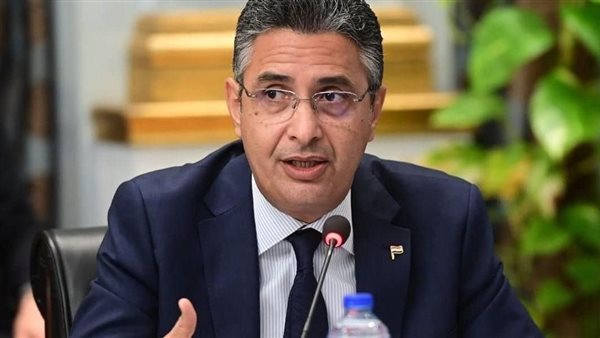 وزير التموين: برنامج التحول من الدعم العيني للنقدي في مراحله النهائية| عاجل