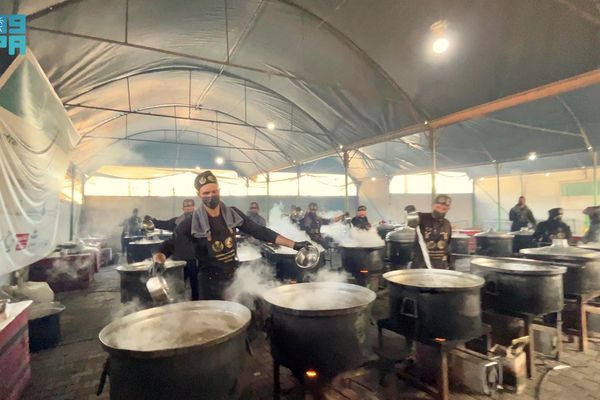 المملكة توزع 24,500 وجبة غذائية ساخنة في قطاع غزة