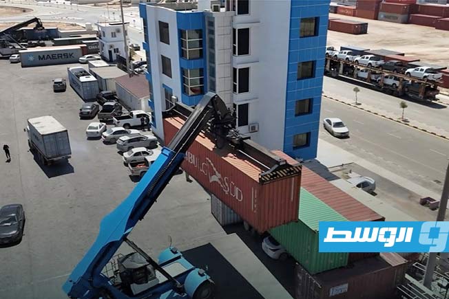 في حاوية قادمة من الهند.. «جمرك مصراتة» يحبط تهريب 4.5 مليون قرص مخدر