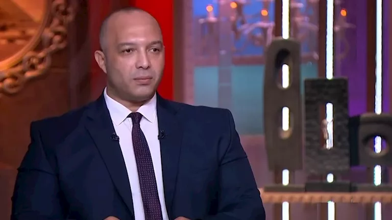 أستاذ دراسات إسرائيلية: إسرائيل تعيش في حالة حرب والمواطن الذي ينشر في