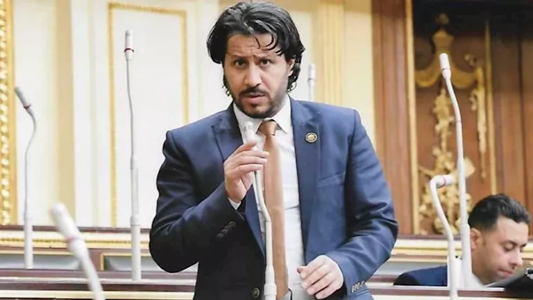 طلب إحاطة بشأن واقعة رغيفين العيش وكيس الفول