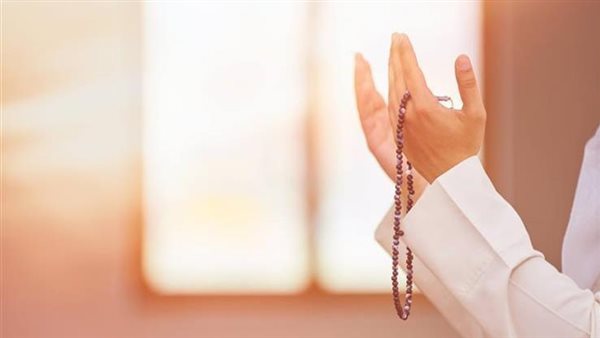 فضل الصلاة على النبي يوم الجمعة.. نفحات من البركة رددها كثيرًا