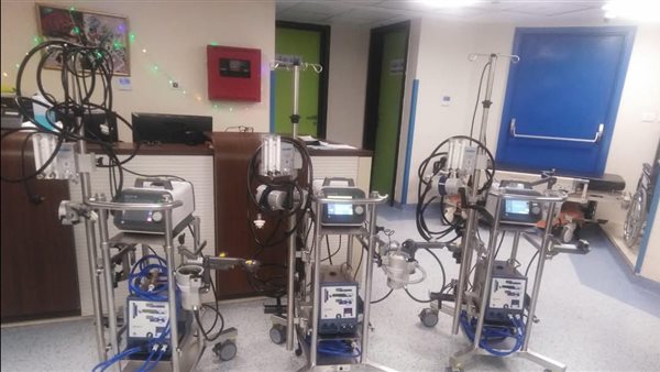 قصر العيني ينفرد بتشغيل أحدث ثلاثة أجهزة ECMO في مصر