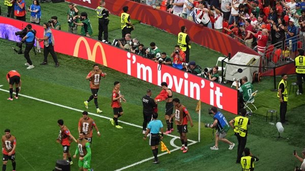 من قلب الملعب، فرحة لاعبي منتخب مصر بالهدف الثاني في شباك نيوزيلندا (صور)