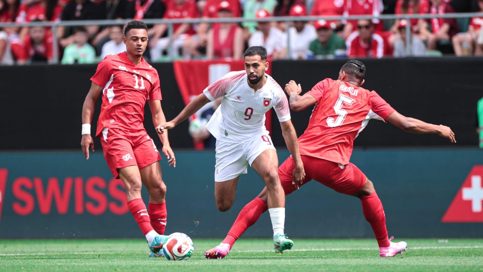 مدرب المنتخب الوطني يؤكد أهمية الاستفادة من المباريات الودية