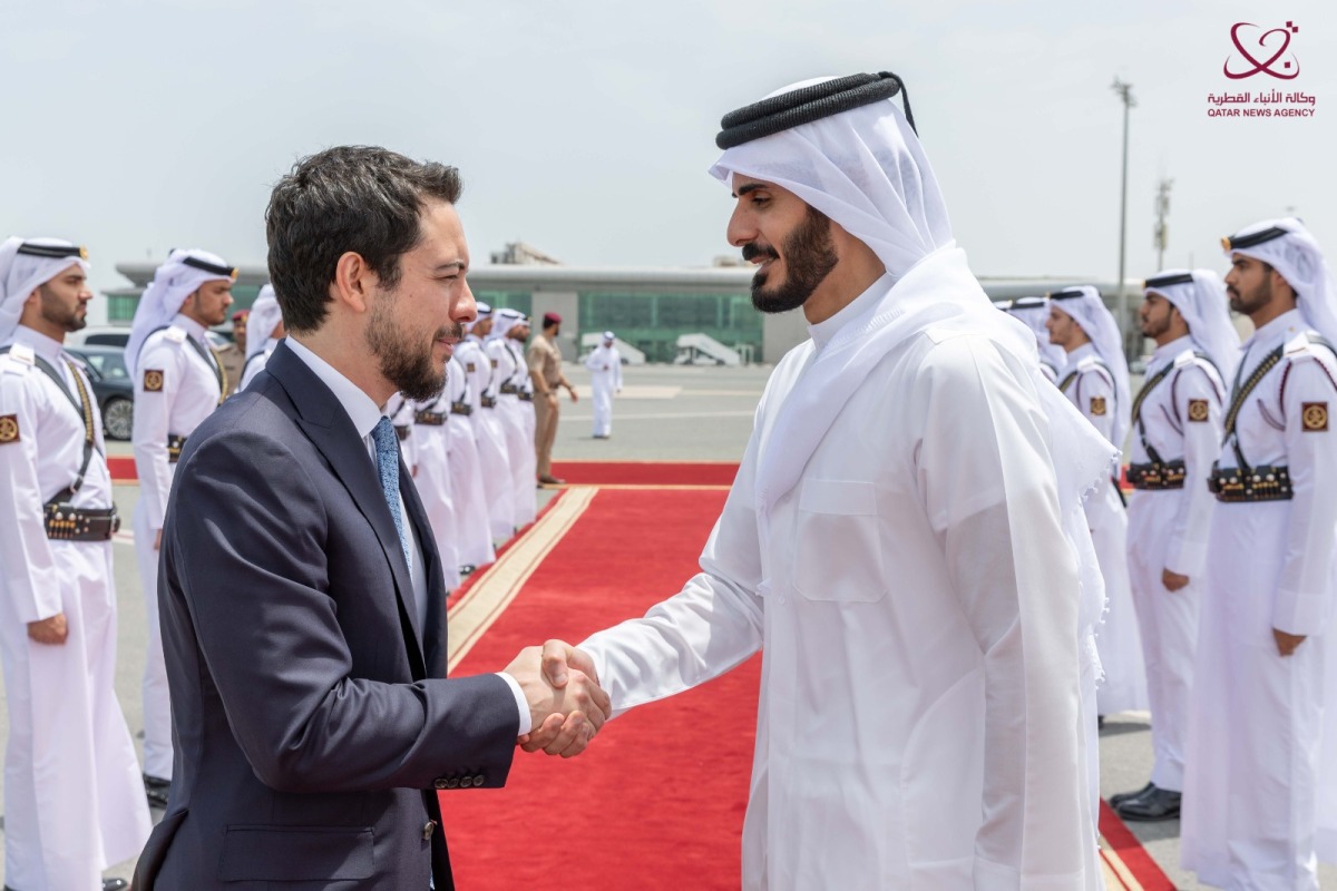‫ ولي عهد الأردن يغادر الدوحة