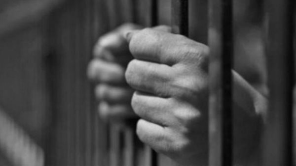 بسبب بدلة رقص.. ضبط المتهمين بالتعدي على شاب وإهانة كرامته في ميت عاصم بمدينة بنها (القصة الكاملة)