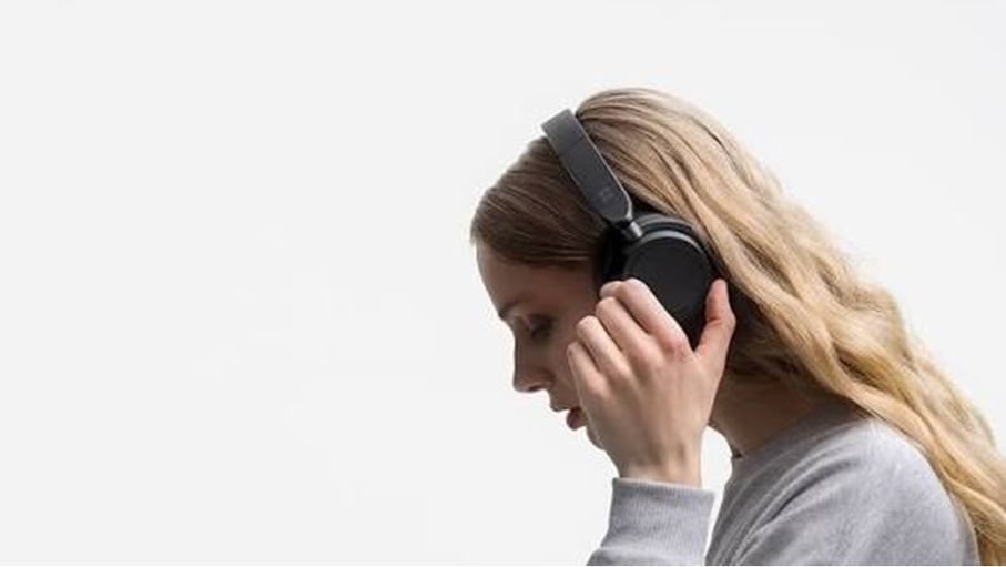 قاعدة 60/60.. نصيحة لحماية الأذنين عند استخدام سماعات الرأس