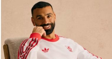محمد صلاح يتصدر الإعلان الدعائي لملابس ليفربول الجديدة
