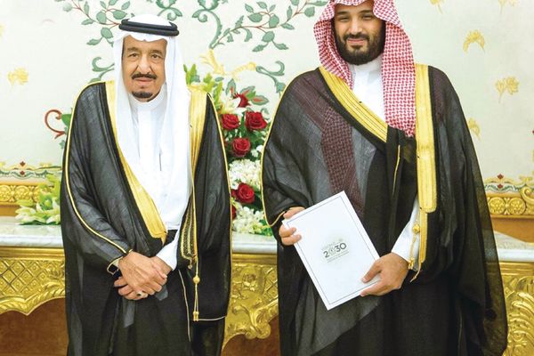 تقرير «رؤية 2030» : الأنشطة غير النفطية تمثل 55% من الاقتصاد السعودي
