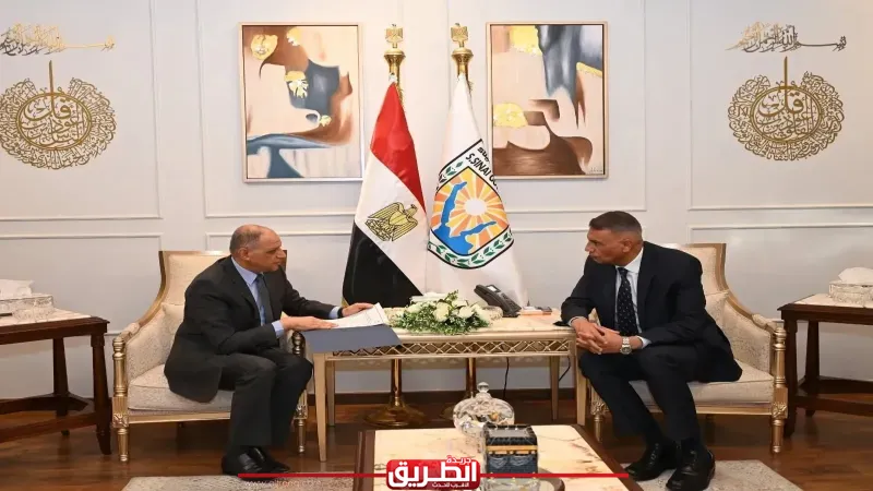 محافظ جنوب سيناء يعتمد لجنة شيوخ القبائل بالمحافظة بحضور مدير الأمن
