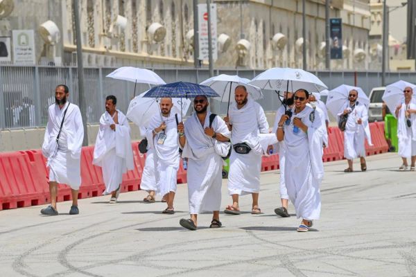 نصائح طبية للحجاج لتجنب آلام وتشقق القدمين بعد موسم الحج