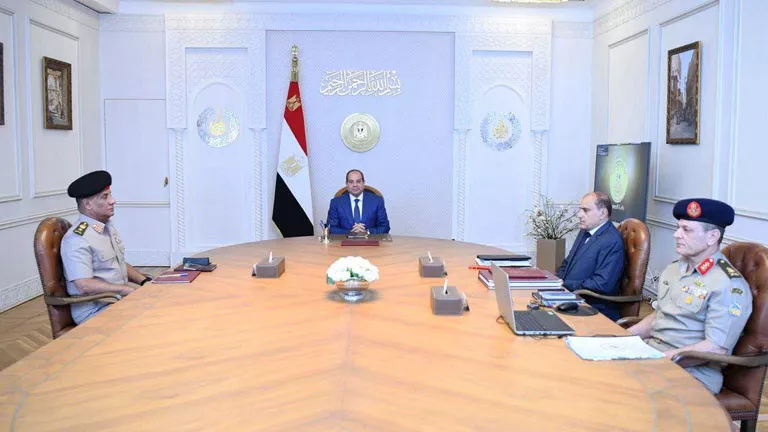 الرئيس السيسي يثمن جهود الدولة في مواجهة الأزمات العالمية والإقليمية