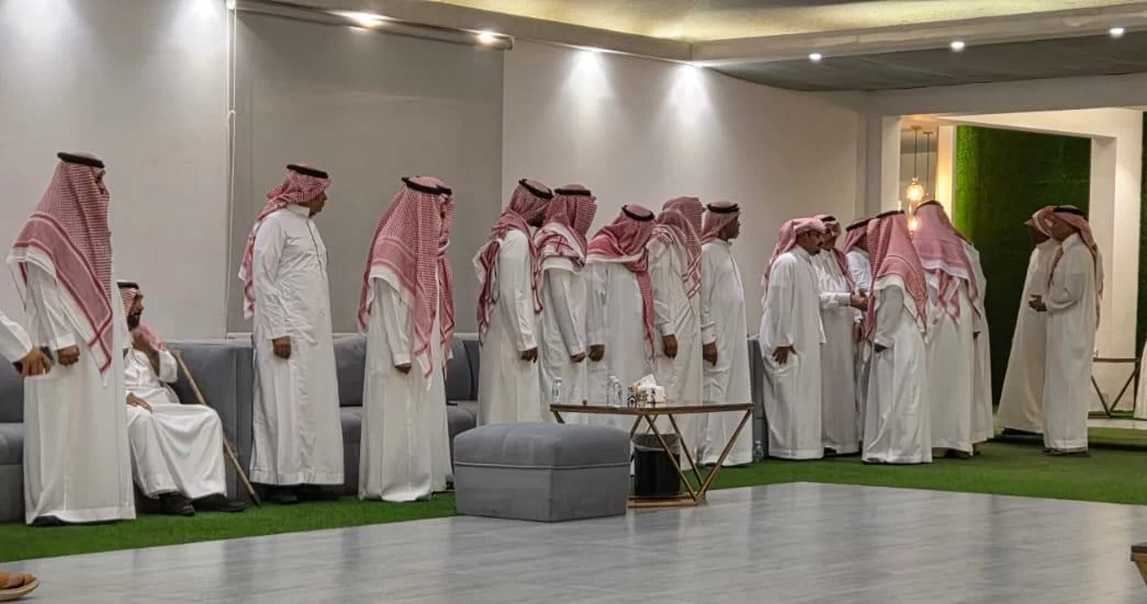 أسرة النفيسي تستقبل المعزين في فقيدها