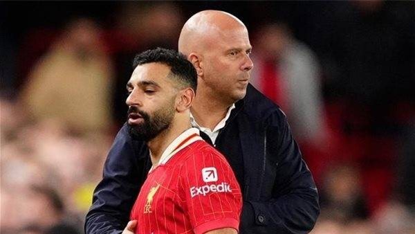 الصحف الإنجليزية تنتصر لمحمد صلاح ضد المدرب آرني سلوت
