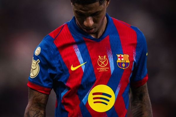 بديلان أمام برشلونة لتعويض رحيل راشفورد