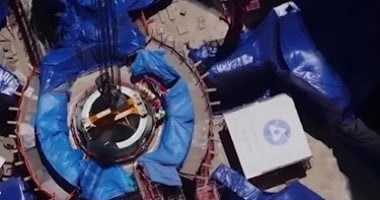 شاهد لحظة تركيب وعاء ضغط المفاعل النووي لمحطة الضبعة