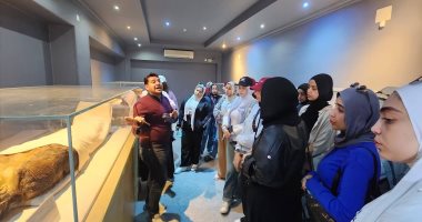 طلاب قسم الآثار بآداب طنطا يشاركون في زيارات علمية للمناطق الآثرية بالواحات البحرية