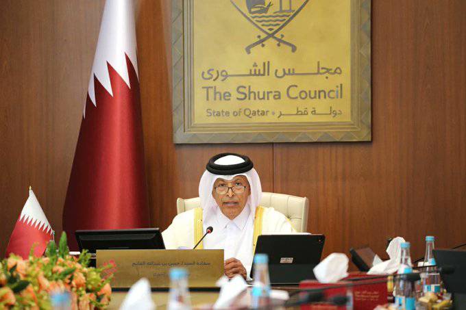 ‫ رئيس مجلس الشورى يؤكد أهمية تعزيز العمل العربي المشترك لحماية مقدرات الشعوب