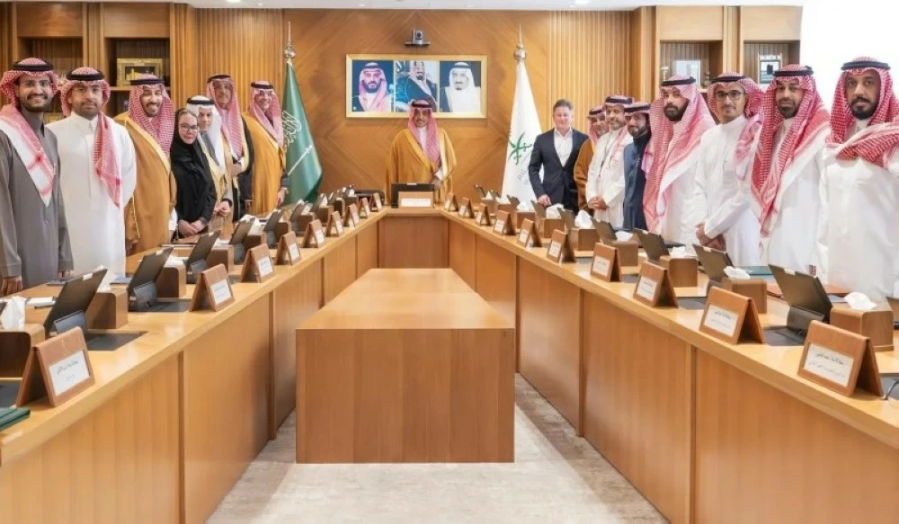 9 اتفاقيات لتوفير 94 مقعداً دراسياً في برنامج «ابتعاث الإعلام»