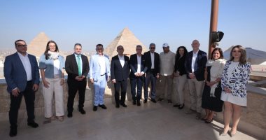 وزير السياحة يبحث مع اتحاد شركات السياحة الألمانية DRV تدفقات الوفود لمصر