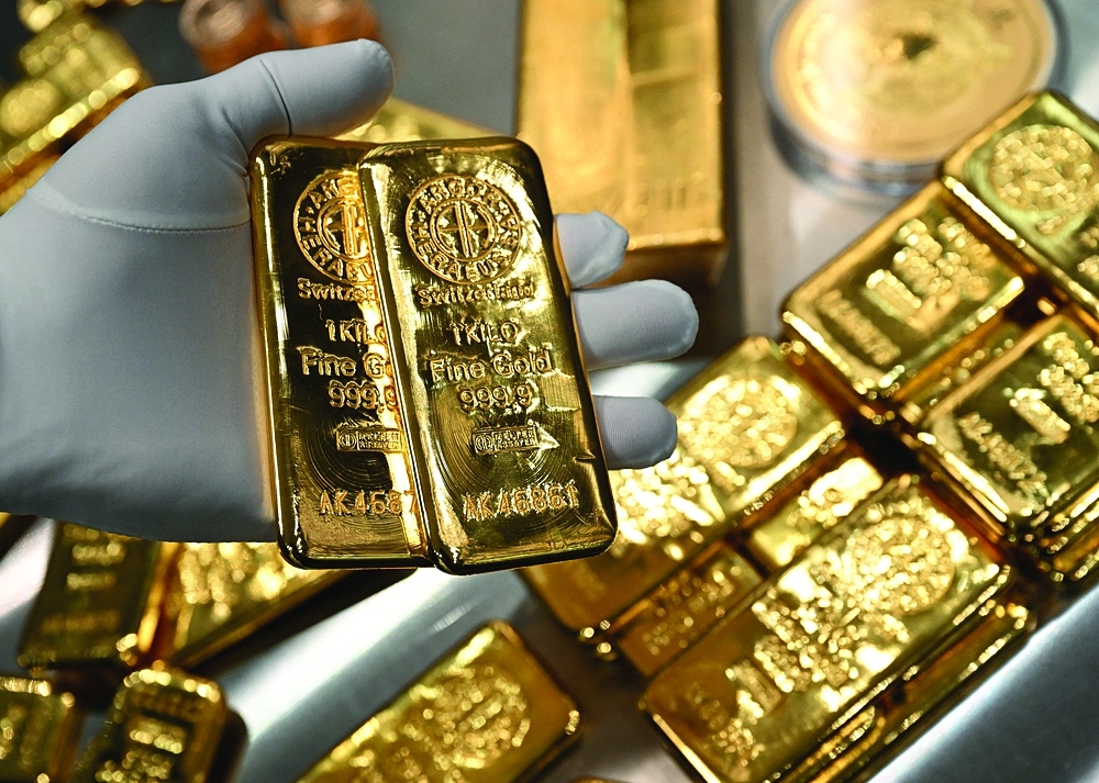 الذهب يرتفع أكثر من 1% مع تزايد الطلب على الملاذات الآمنة