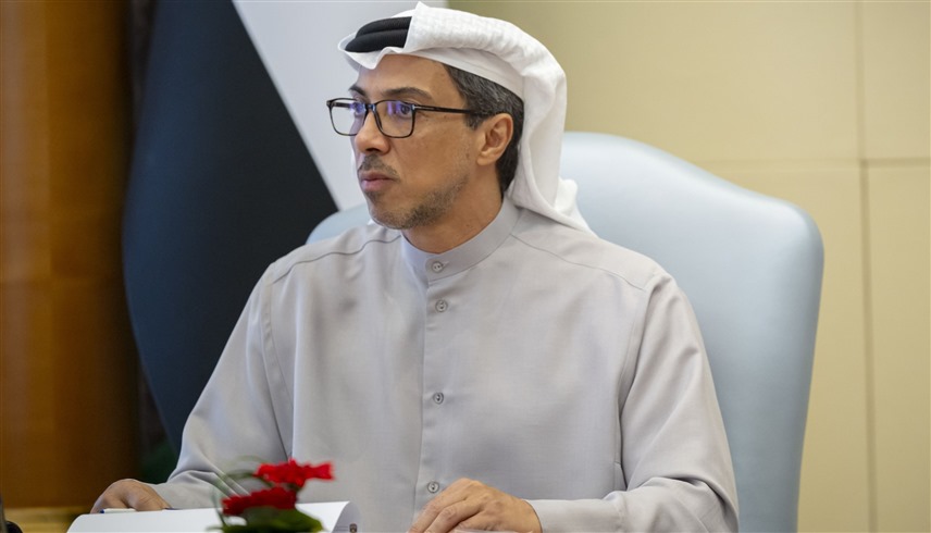 منصور بن زايد: الإمارات ترسّخ نموذجاً تنموياً شاملاً برؤية واضحة