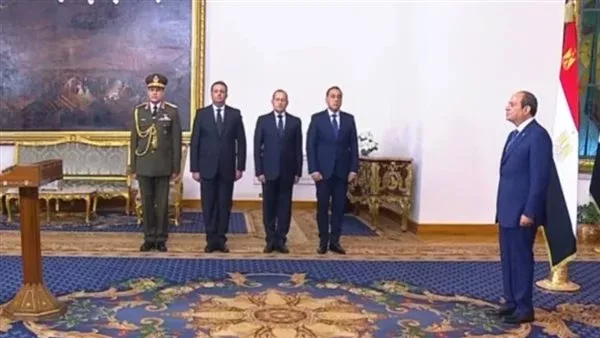 نائب رئيس الوزراء والوزراء ونواب الوزراء الجدد يؤدون اليمين أمام الرئيس السيسي