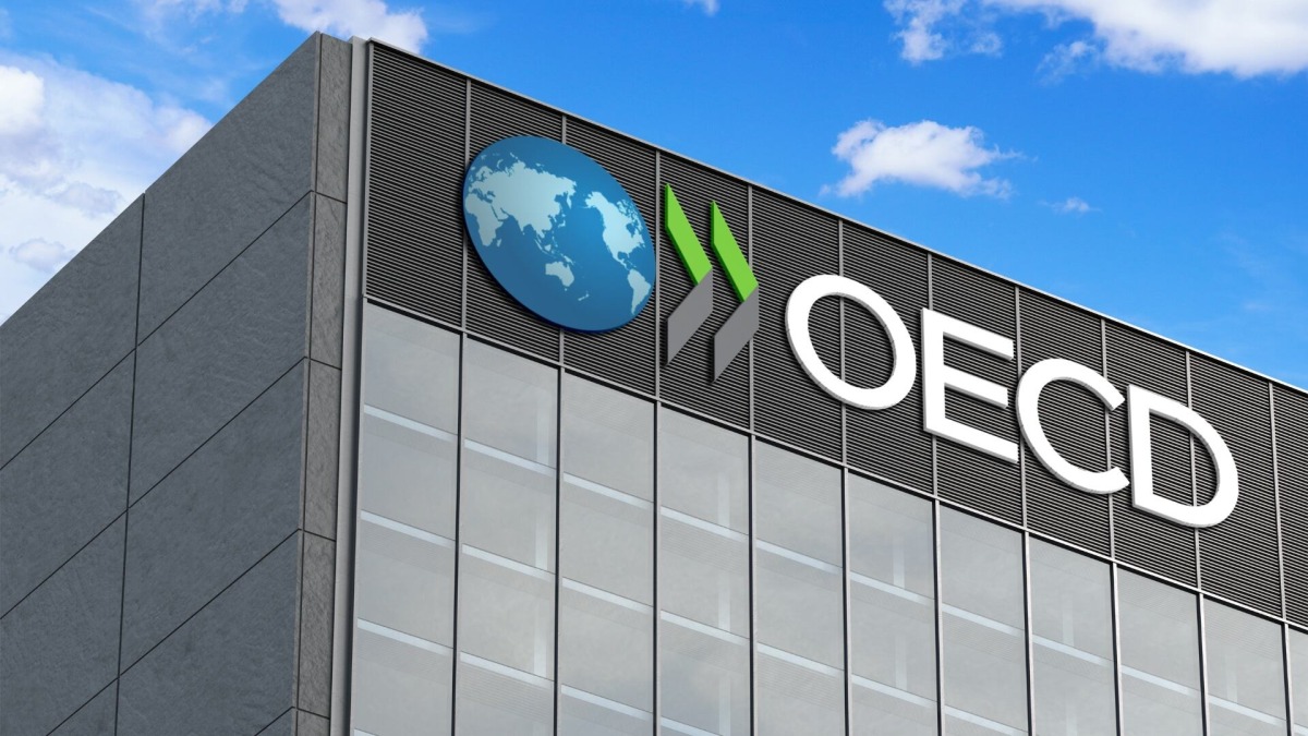 ‫ "OECD" تخفض توقعات نمو الاقتصاد العالمي إلى 2.8%
