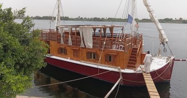 جمال النيل والدهبيات يزين المرسى السياحي بإدفو في أسوان