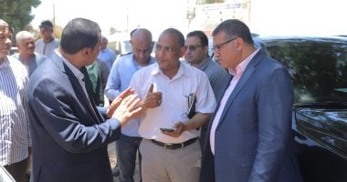 محافظ قنا يتابع مشروعات رصف وتطوير الطرق الداخلية بمركز الوقف
