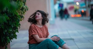4 وضعيات تصوير احترافية على طريقة الموديلز