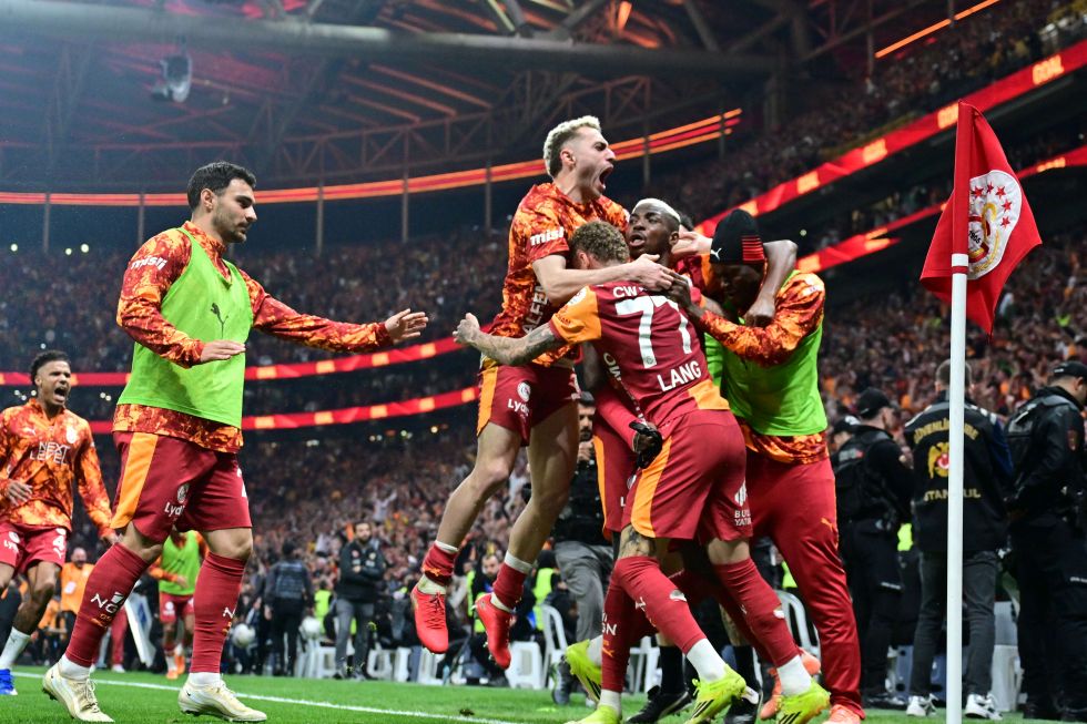 غالاطة سراي بطلا للدوري التركي لرابع مرة على التوالي
